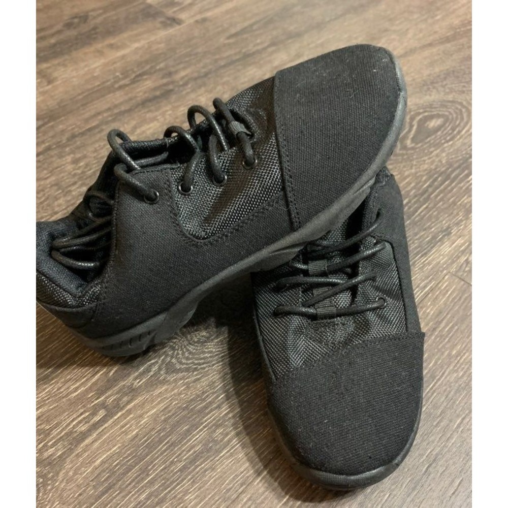 Toms Kids Size W5 black shoes sneakers